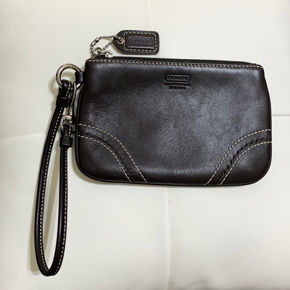 👛Vintage Coach Wristlet👛 - Picture 1 of 5